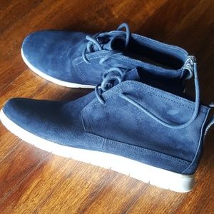 UGG PURE 100% WOOL, NAVY SUEDE CHUKKA